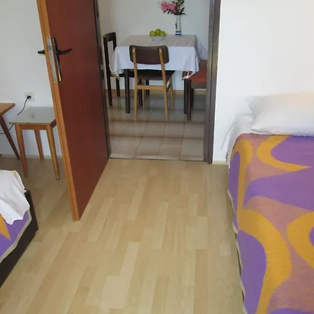 Apartman Vrkljan *